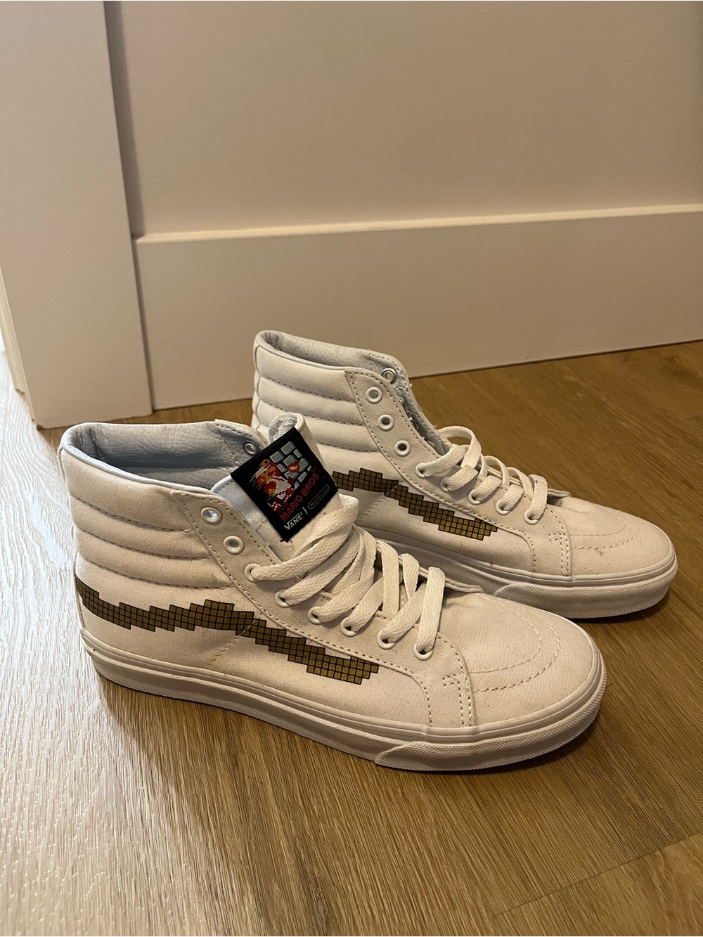 Vans x Nintendo White Sk8-Hi Sneakers - Super Mario Bros Edition